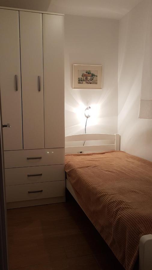 Apartmani Ljerka Malinska Exterior foto